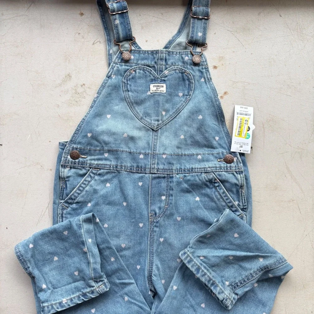 OshKosh Bgosh Girls 3T‎ Heart Print Denim Overalls Light Wash Blue OKT1239B3-SS1